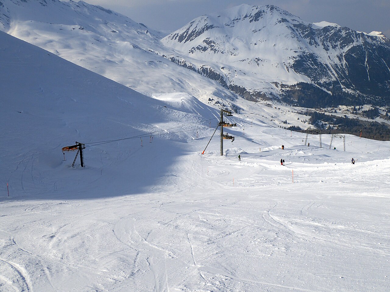 Savognin — Laritg ski lift. Photo: Capricorn4049. Archive image; resized.