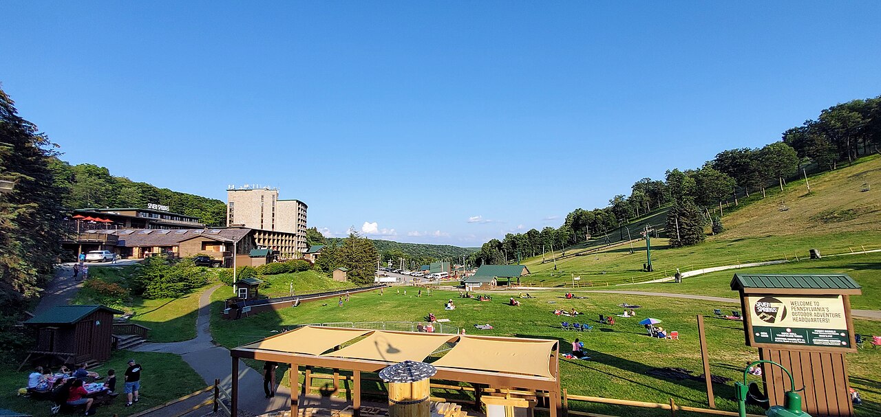 Seven Springs — summer resort view. Photo: Baron Maddock. Archive image; resized.