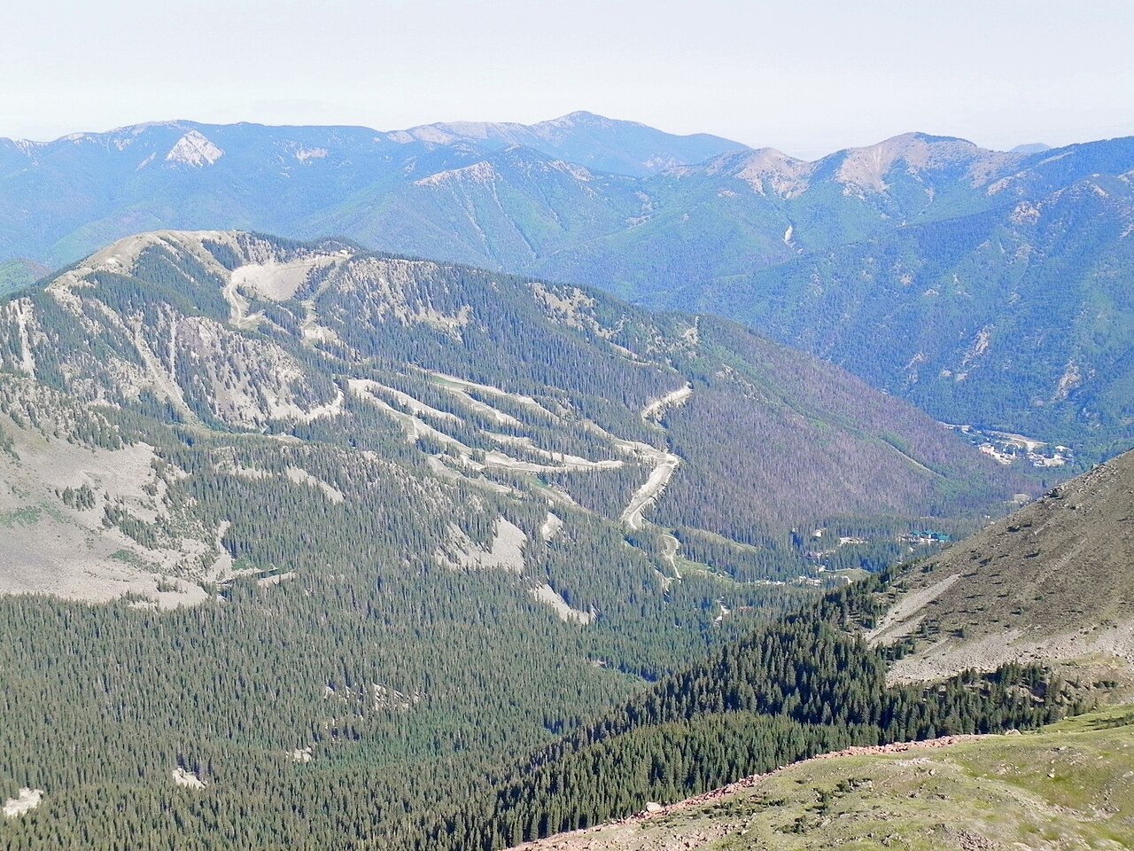Taos Ski Valley — summer view from Wheeler Peak. Photo: Fredlyfish4. Archive image; resized.