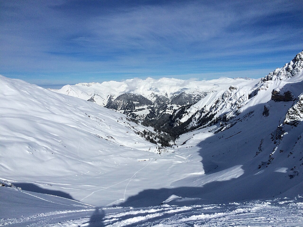 Tschiertschen — winter view of Urdental. Photo: Andres Passwirth. Archive image; resized.
