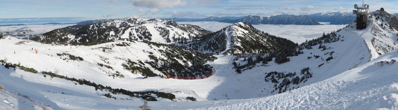 Hochkar — winter panorama. Photo: Thomas Steiner. Archive image; resized.
