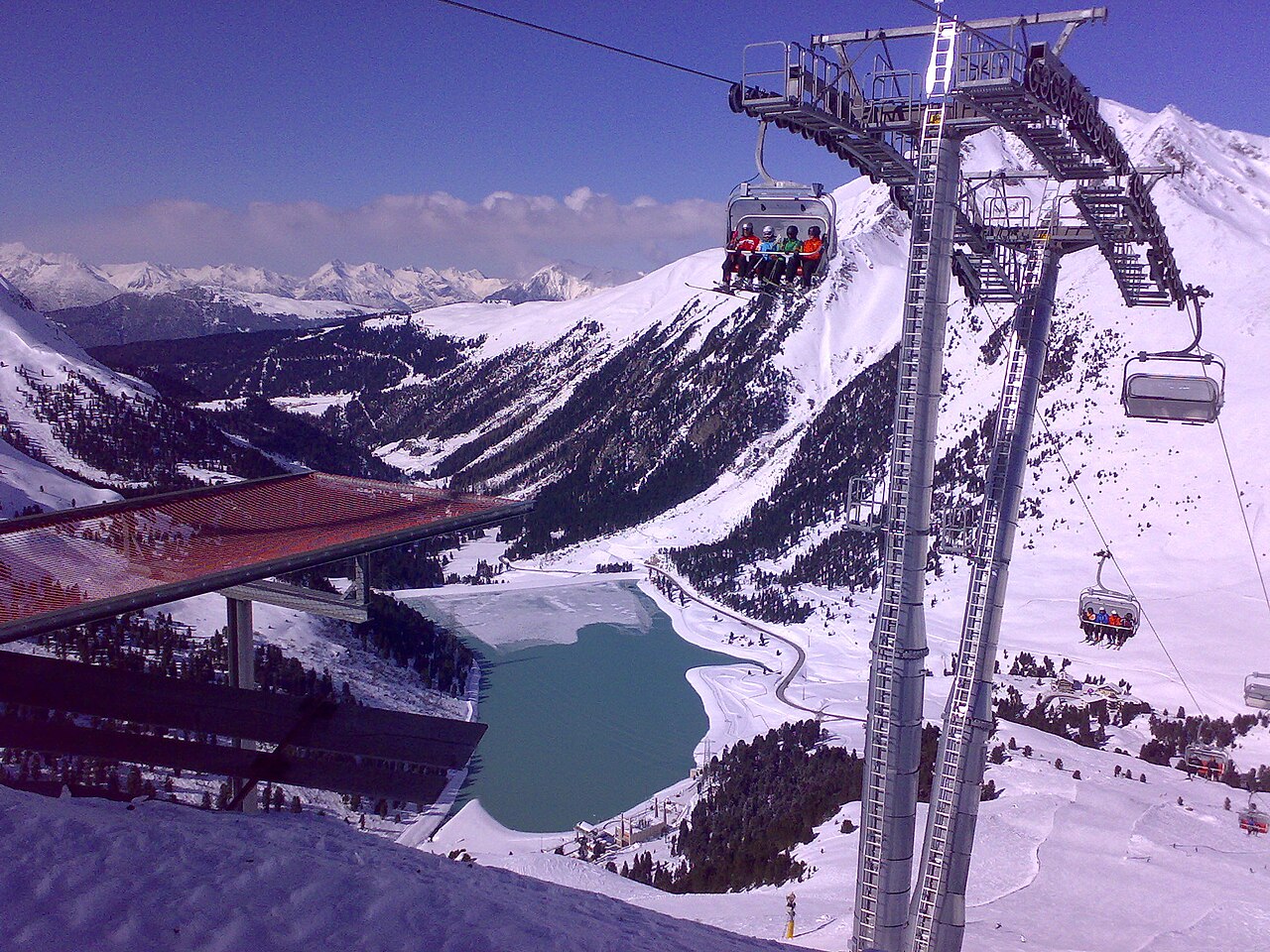 Kühtai — Dreiseenbahn and Längental reservoir. Photo: skorzak.E.T.. Archive image; resized.